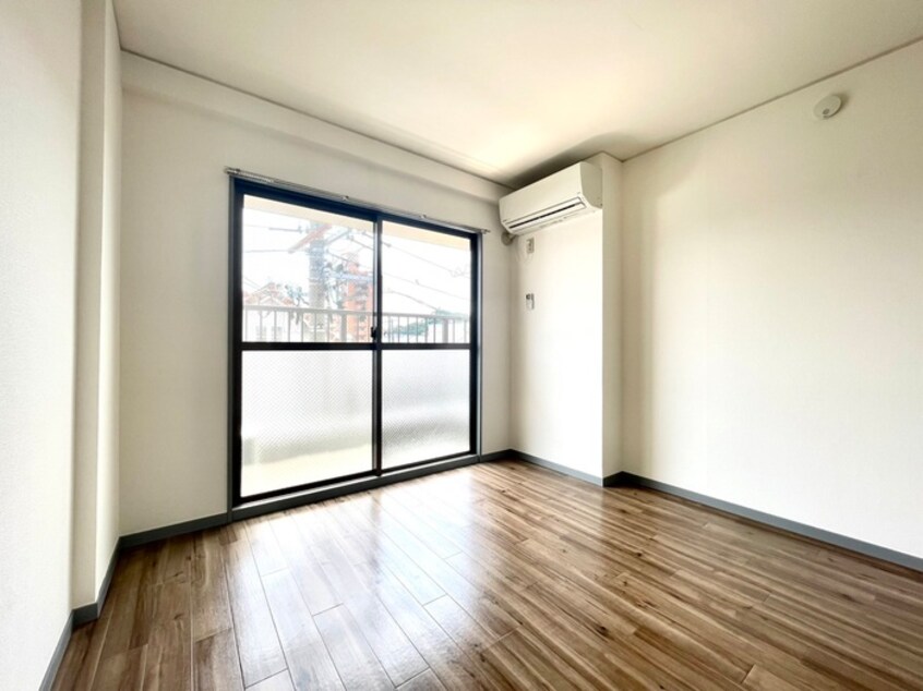 居室 ハイネス西高蔵