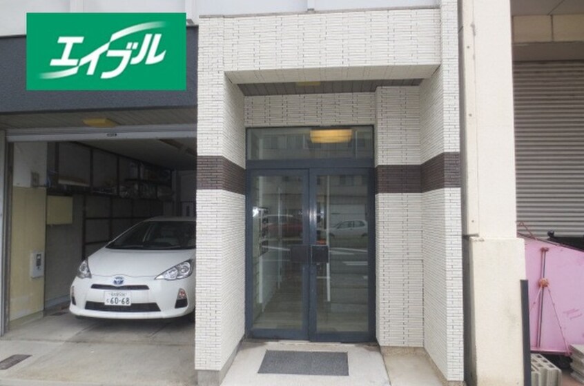 エントランス部分 bath