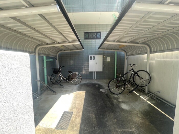 駐輪場 パークメゾンきもと
