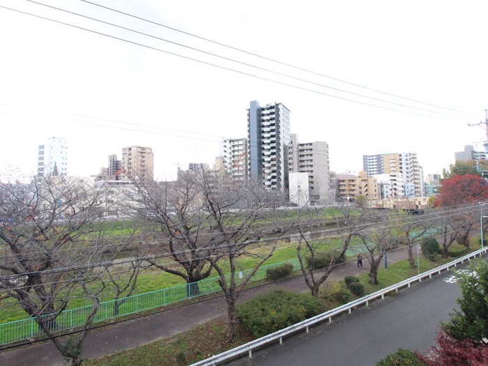 室内からの展望 パークメゾンきもと