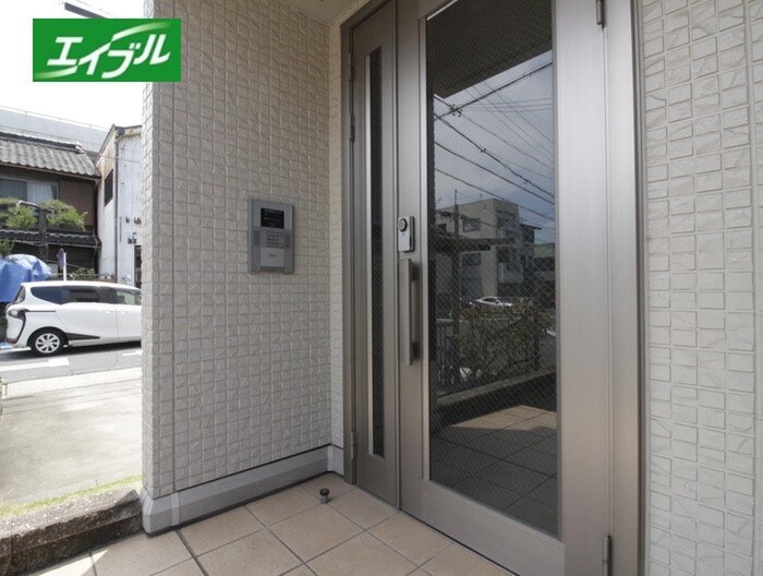 エントランス部分 マ メゾン菊住Ｗ