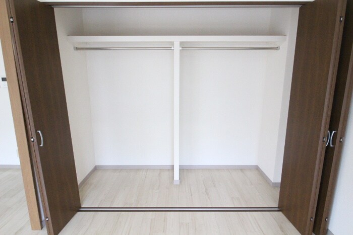 収納 フロ－レンス平子ケ丘