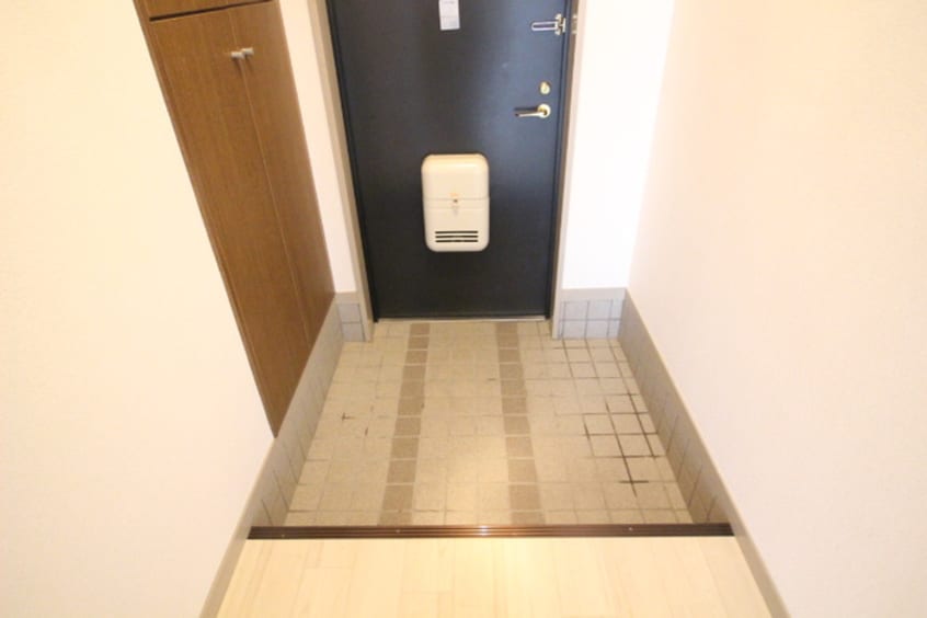 玄関 フロ－レンス平子ケ丘