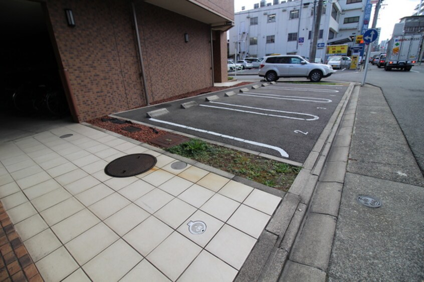 駐車場 ﾌﾟﾚｻﾝｽ鶴舞ｸﾞﾘｰﾝﾊﾟｰｸ(1402)