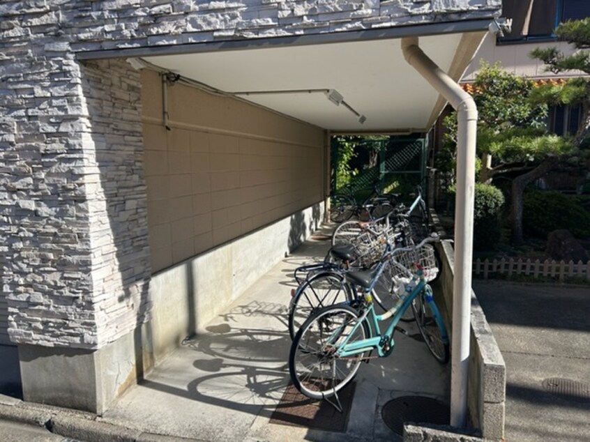 駐輪場 七福マンション