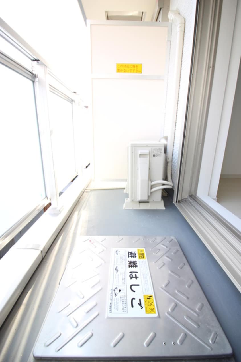 ベランダ・バルコニー リブリ・平安通