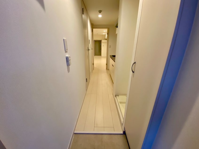 玄関 リブリ・平安通