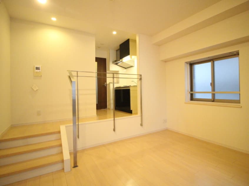 居室 ドゥーエ千種