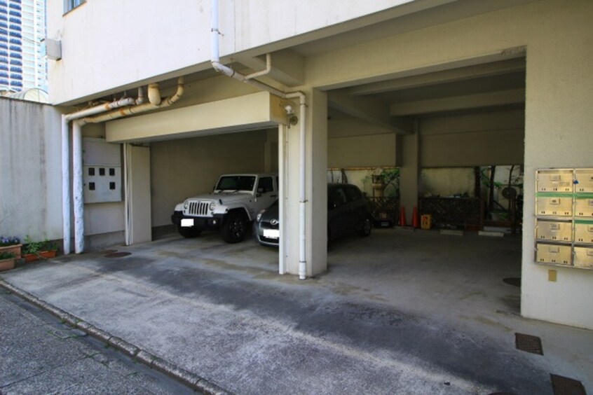 駐車場 シャトル西野