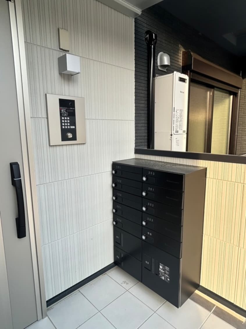 エントランス部分 MOVE本陣GRANDE