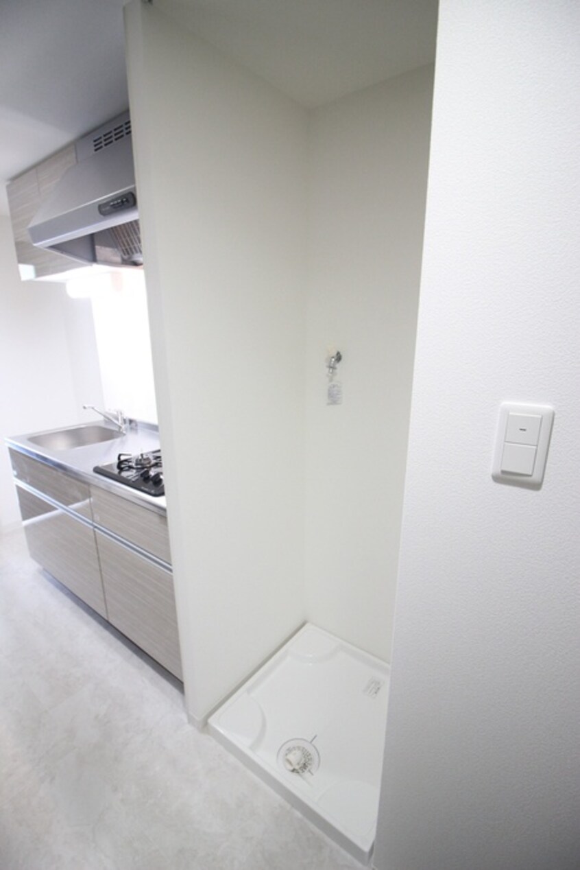 洗濯機置場 ドゥナーレ辻町