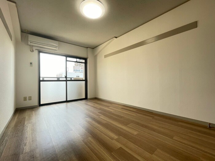 居室 ファミ－ル３１０