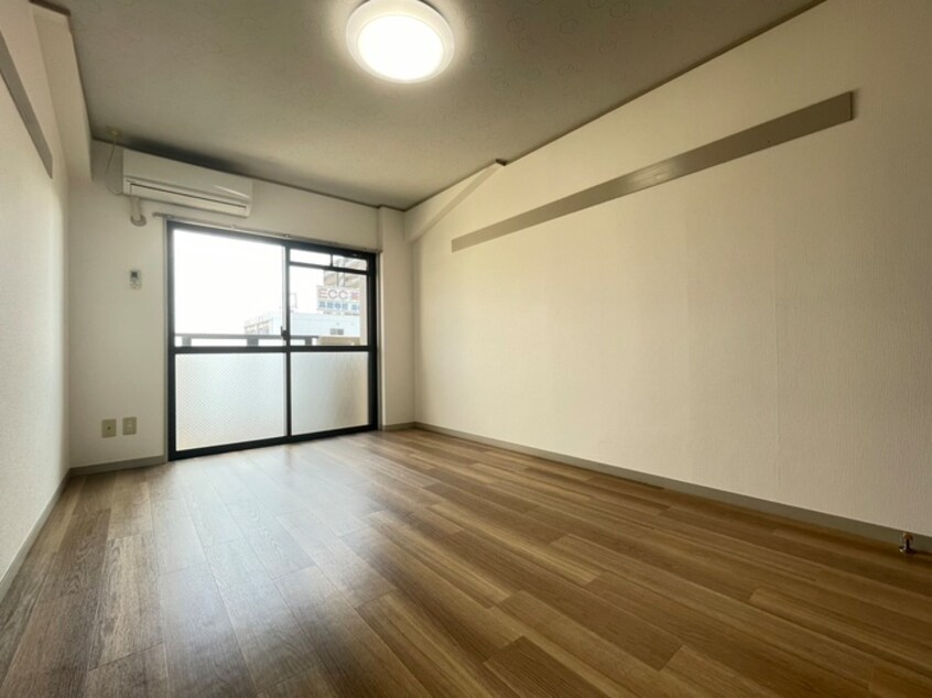 居室 ファミ－ル３１０