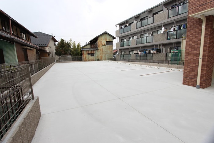 駐車場 グローリーデイズ