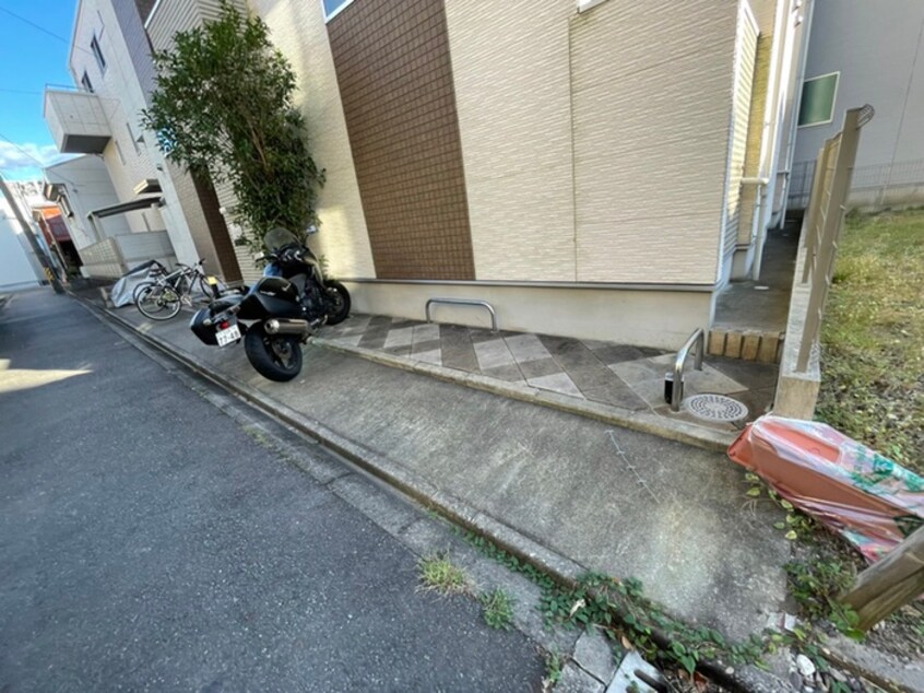 駐輪場 ＨａＲｕＫｉ荘