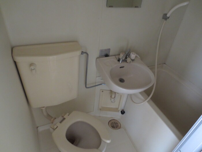 バス／シャワールーム等 ハイツイズミ