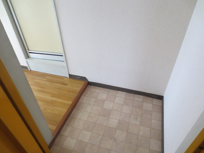 玄関 ハイツイズミ