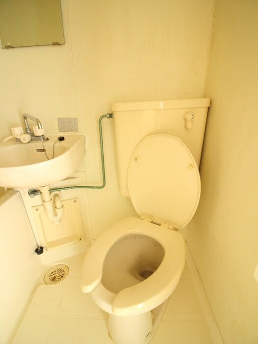 トイレ ハイツイズミ