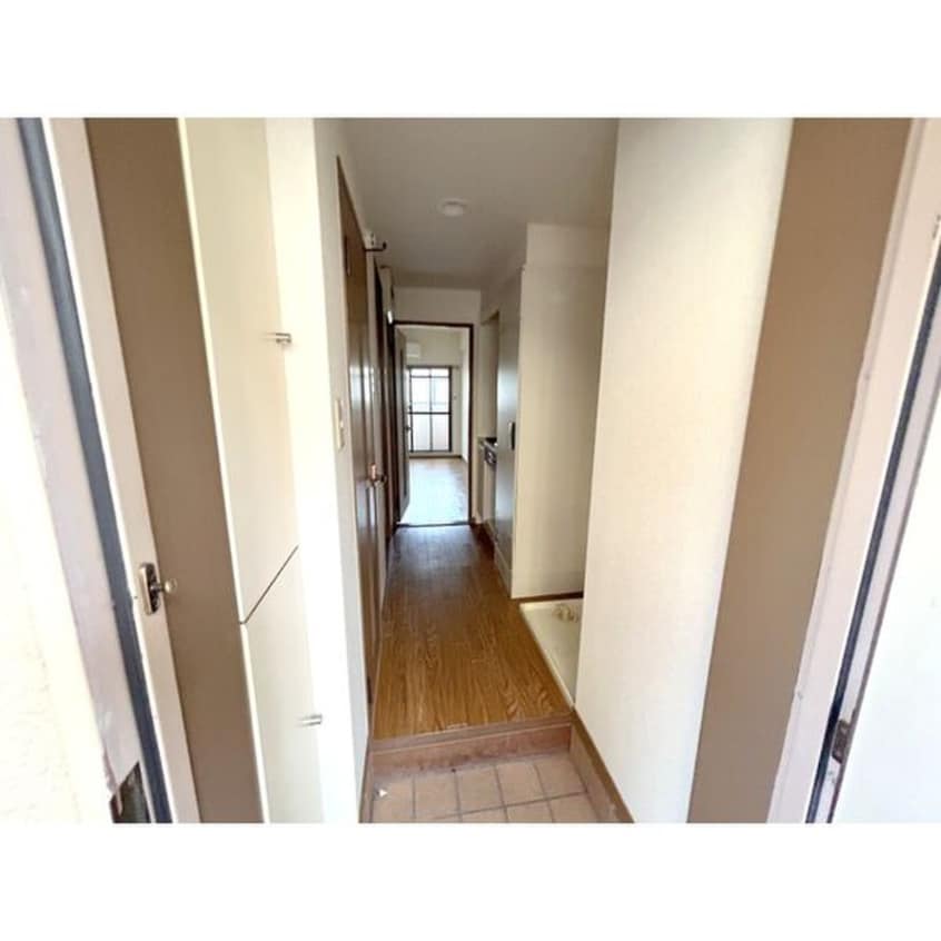 玄関 メゾンドMOE