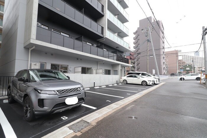 駐車場 アーデルドルフ東山