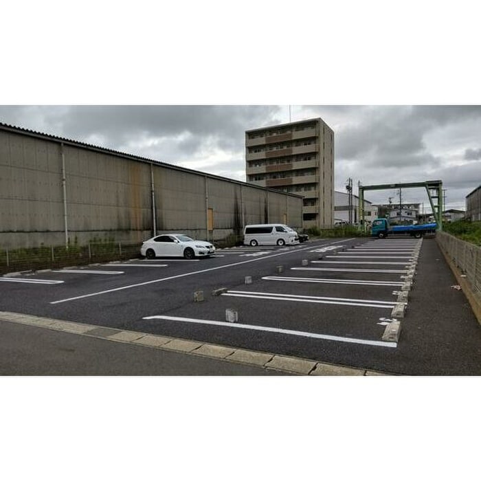 駐車場 プリムラ・ロ－ズ・ガ－デン