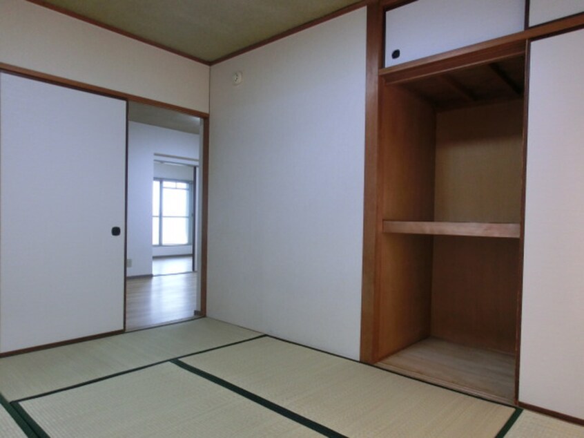 収納 グランドハイツ豊田