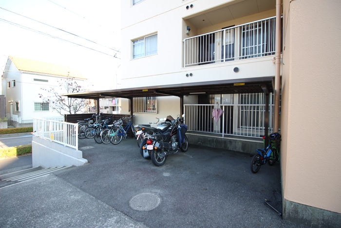 駐輪場 グランドハイツ豊田