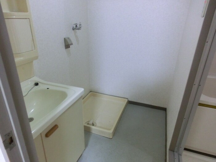 洗濯機置場 グランドハイツ豊田