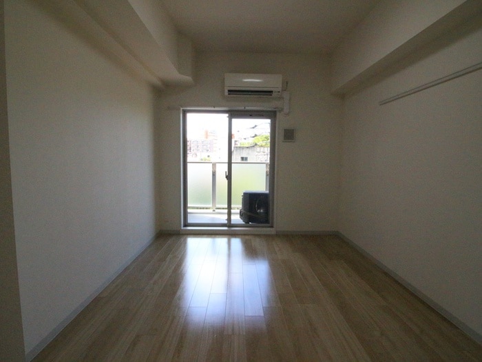 居室 プレサンス大須観音(1405)