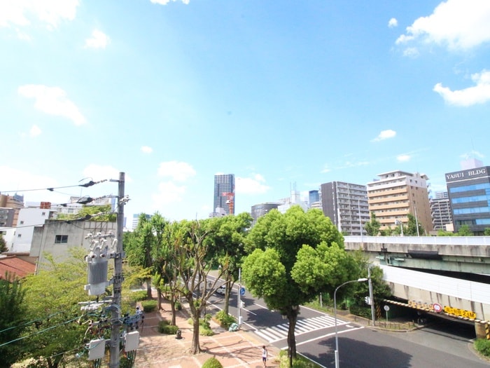 室内からの展望 プレサンス大須観音(1405)