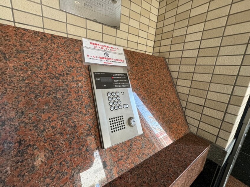 エントランス部分 ソシア楠乃木