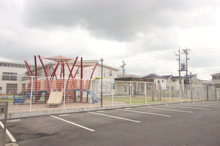 大治はなつね保育園(幼稚園/保育園)まで390m シャトーエルク