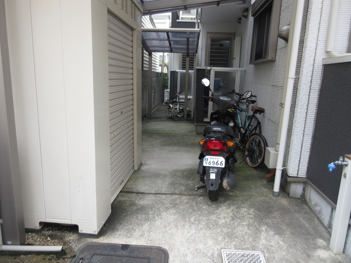 駐輪場 ソリッド春岡