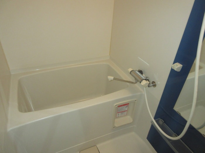 バス／シャワールーム等 ソリッド春岡