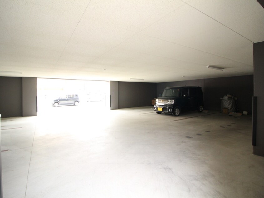 駐車場 カーサ　クラロ