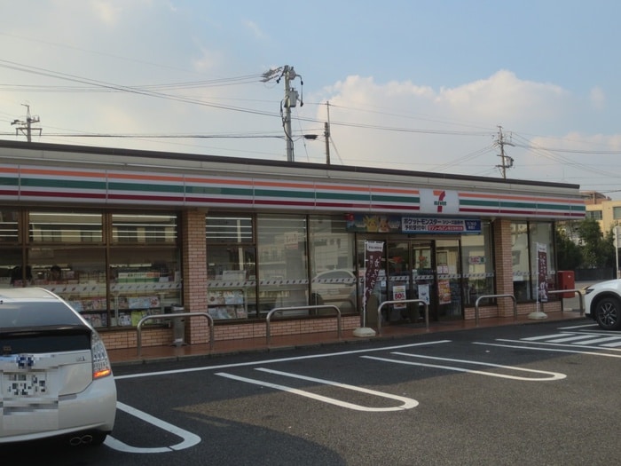 セブンイレブン(コンビニ)まで370m サンパティーク