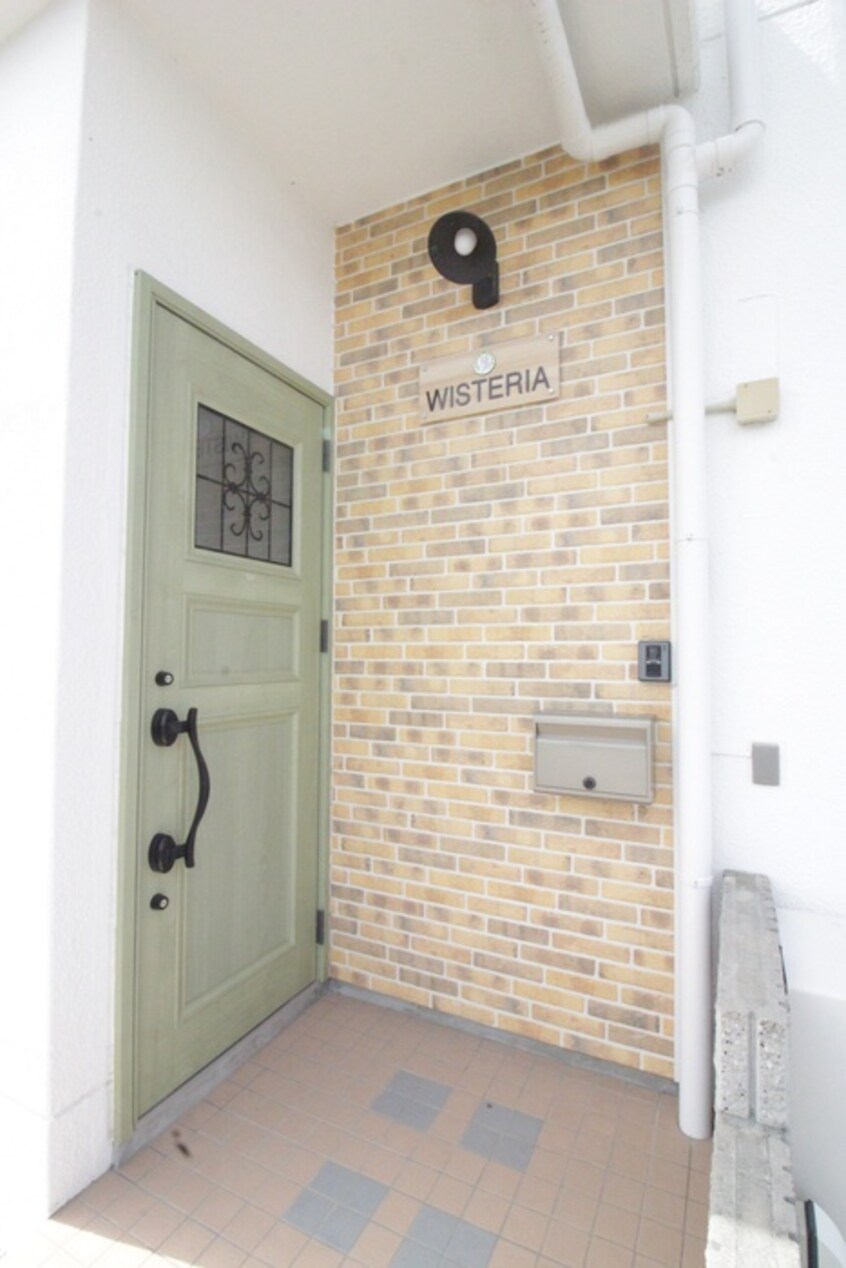 玄関 wisteria