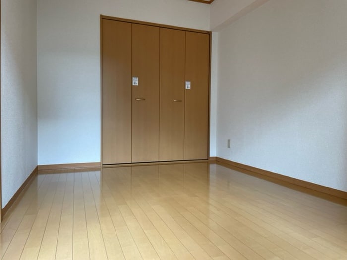 居室 レナジア三郷