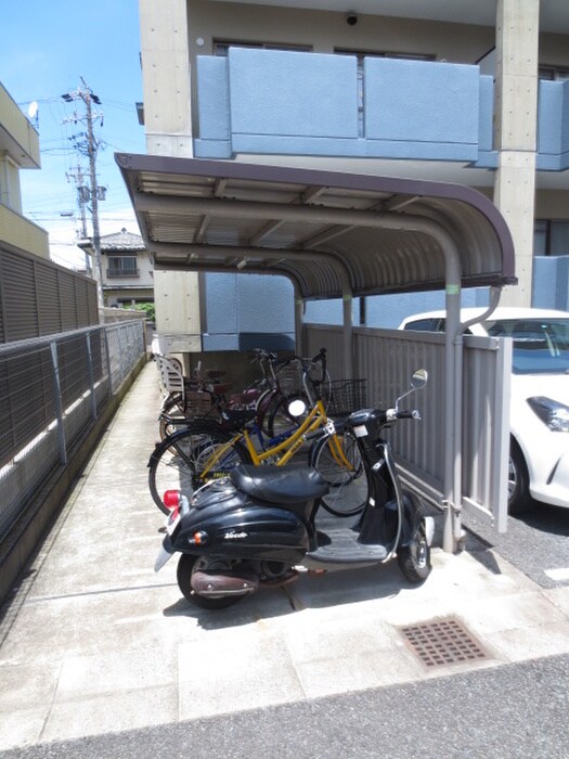駐輪場 ウィルあじま