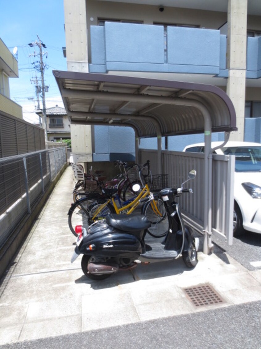 駐輪場 ウィルあじま