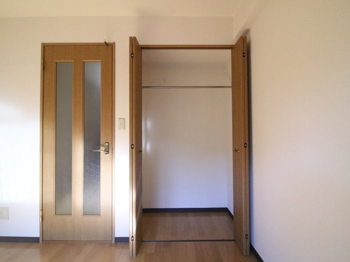 収納 すみれビル