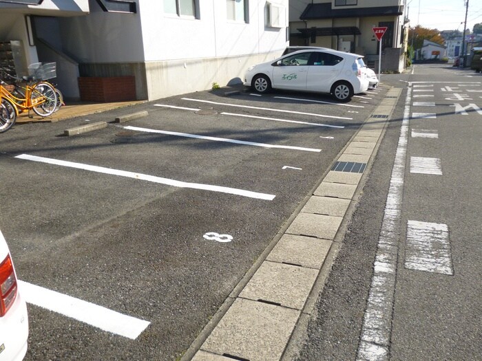 駐車場 ﾈｵﾊｲﾂ高上