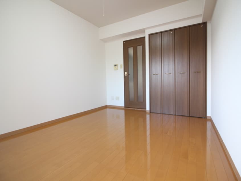 居室 プリミエ－ル御器所