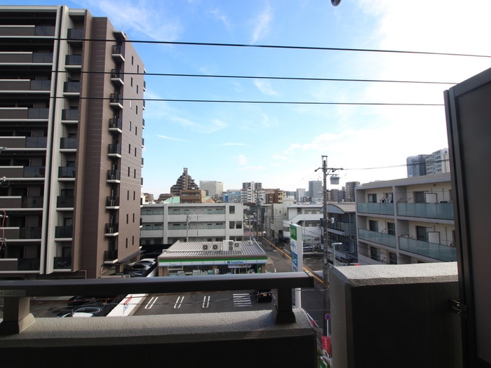 室内からの展望 プリミエ－ル御器所