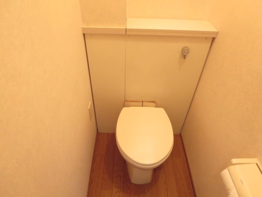 トイレ ウインズB棟