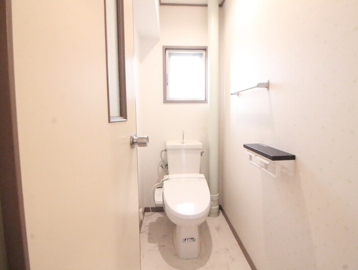 トイレ Sunny　Well