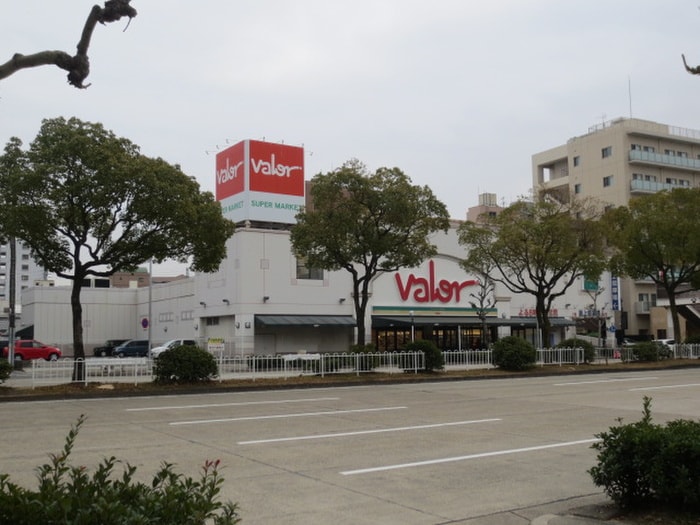 新栄1丁目 バロー新栄(コンビニ)まで133m アクアブル－