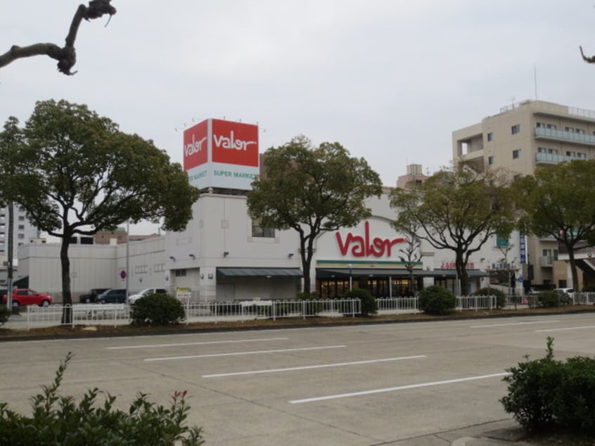 新栄1丁目 バロー新栄(コンビニ)まで133m アクアブル－