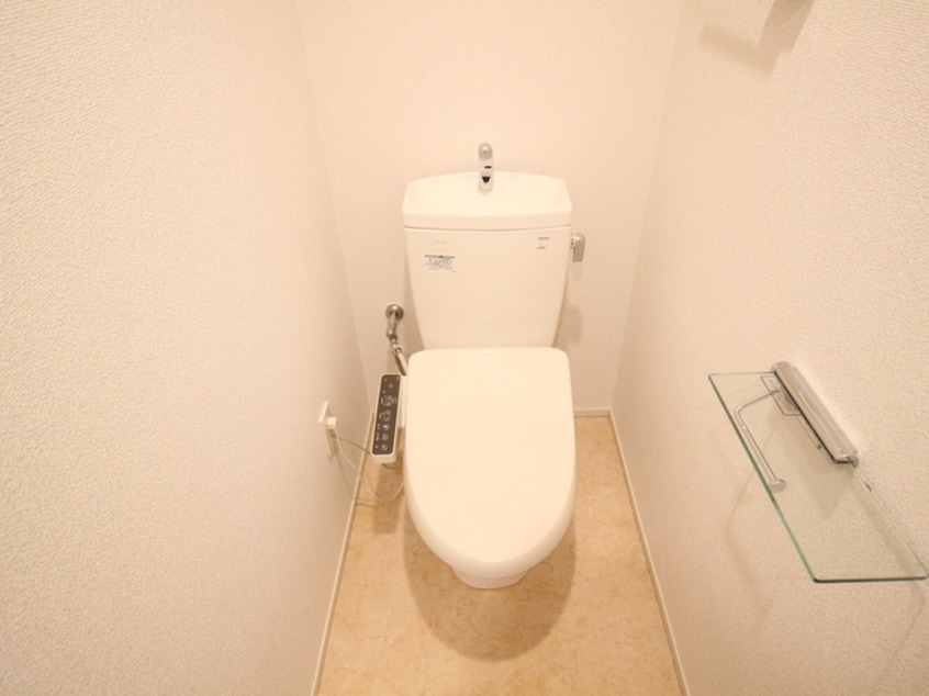 トイレ Ｌａ　Ｆａｃａｄｅ