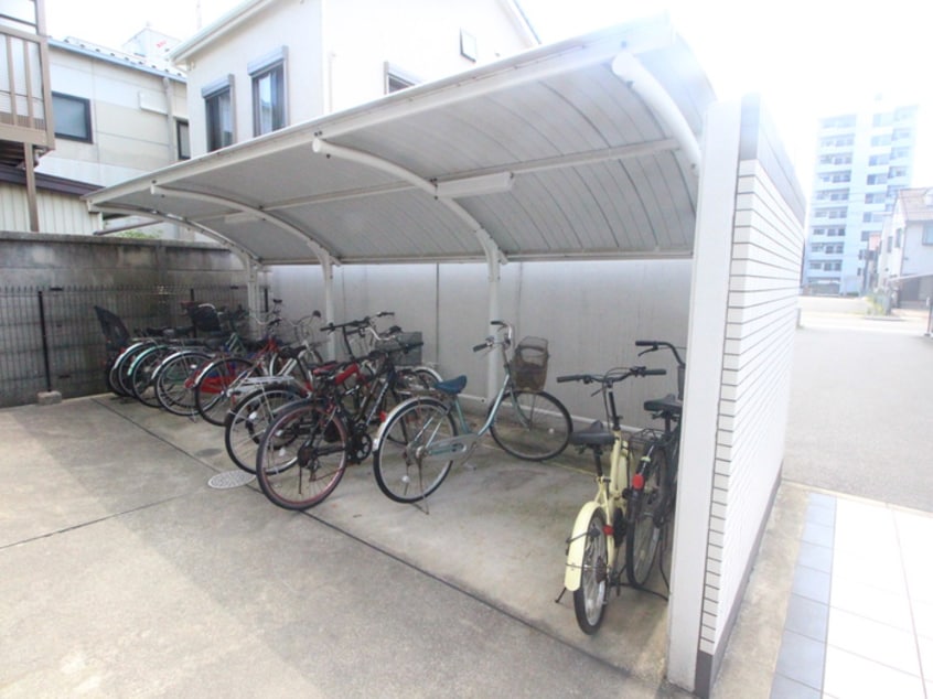 駐輪場 サン　フィ－ルド